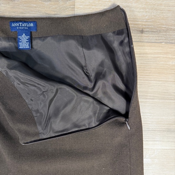Ann Taylor Brown Embellished Midi Pencil Skirt, Size 8 (runs small) - Picture 6 of 9